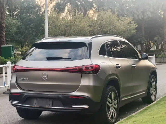 Mercedes-Benz EQA — Фото автомобиля 7