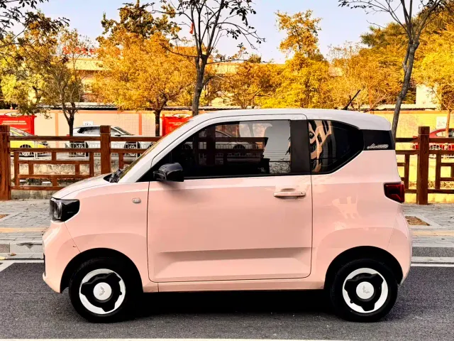Wuling Hongguang Mini EV — Фото автомобиля 3