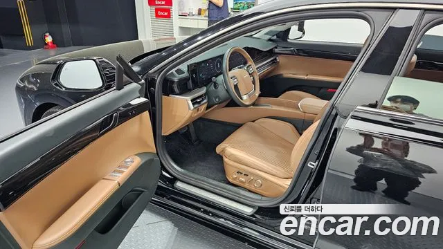 Hyundai Grandeur Grandeur (GN7) 3.5 Бензин 4WD — Фото автомобиля 3