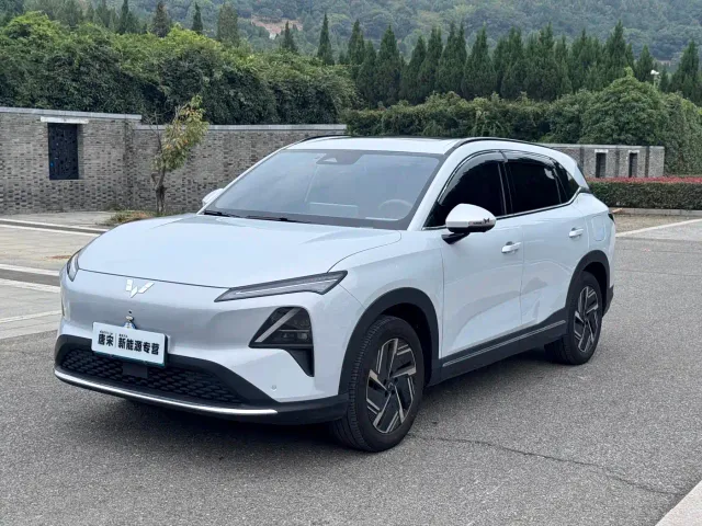 Фотография автомобиля — Wuling Starlight S