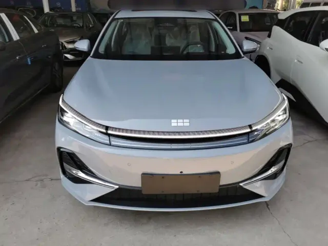 Geely Galaxy A7 — Фото автомобиля 2