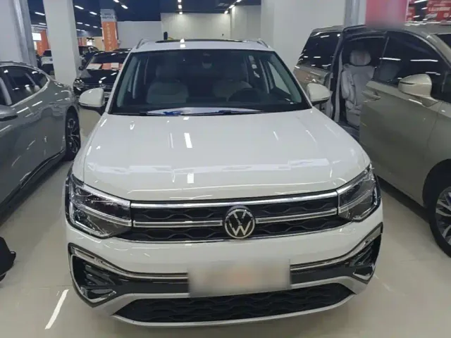 Volkswagen Tharu — Фото автомобиля 2
