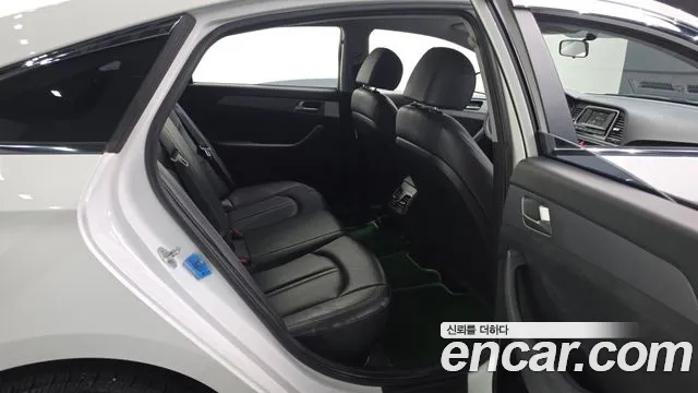Hyundai Sonata New Rise — Фото автомобиля 11
