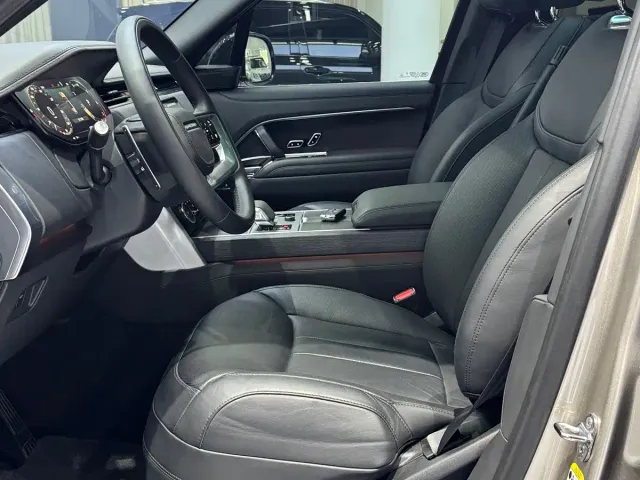 Land Rover Range Rover — Фото автомобиля 14