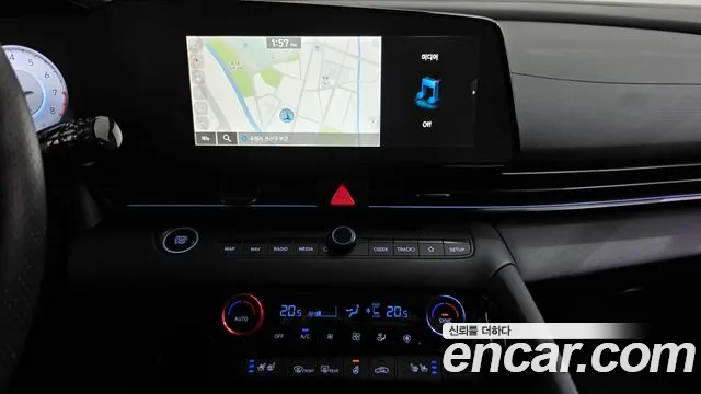 Hyundai Avante CN7 — Фото автомобиля 12