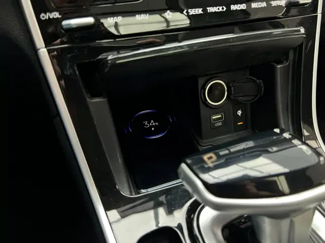 Kia Seltos — Фото автомобиля 18