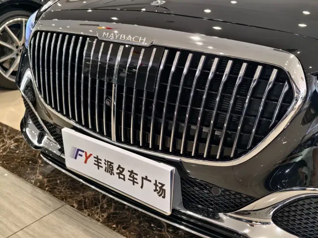 Mercedes-Benz Maybach S-Class — Фото автомобиля 24