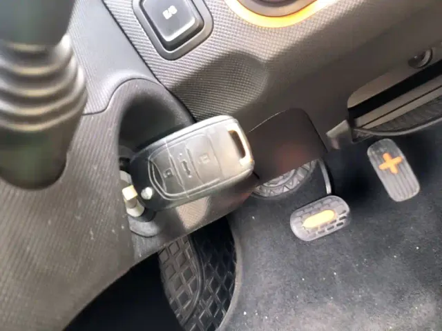 Wuling Hongguang Mini EV — Фото автомобиля 8