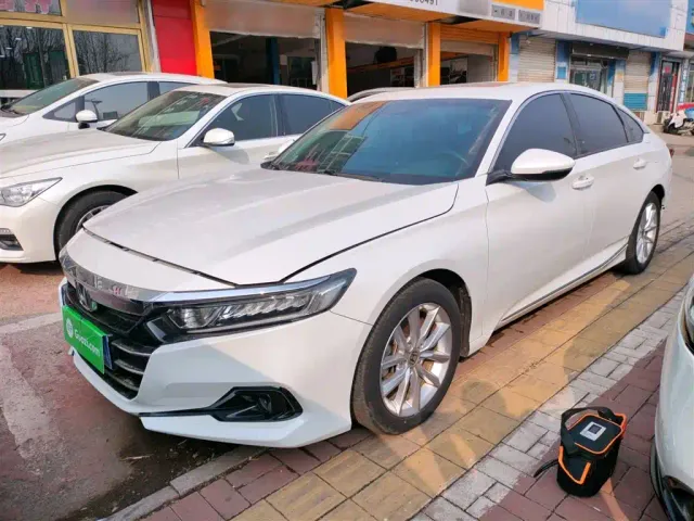 Фотография автомобиля — Honda Accord