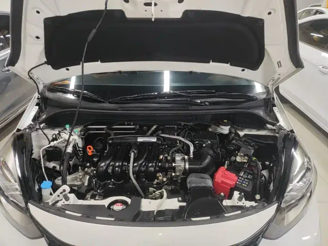 Honda Fit — Фото автомобиля 19