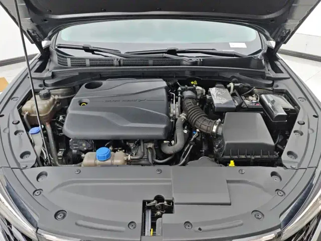 Changan Eado — Фото автомобиля 10