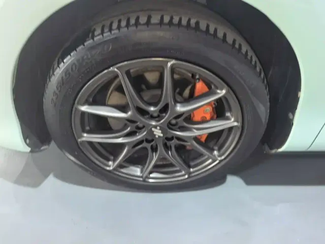 IM Motors LS6 — Фото автомобиля 22