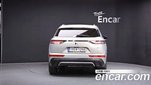 Citroen-DS DS7 — Фото автомобиля 4