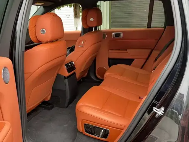 Li Auto L7 — Фото автомобиля 5