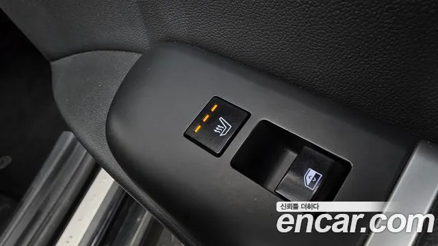 Hyundai Grandeur Grandeur (GN7) 2.5 Бензин 2WD — Фото автомобиля 30