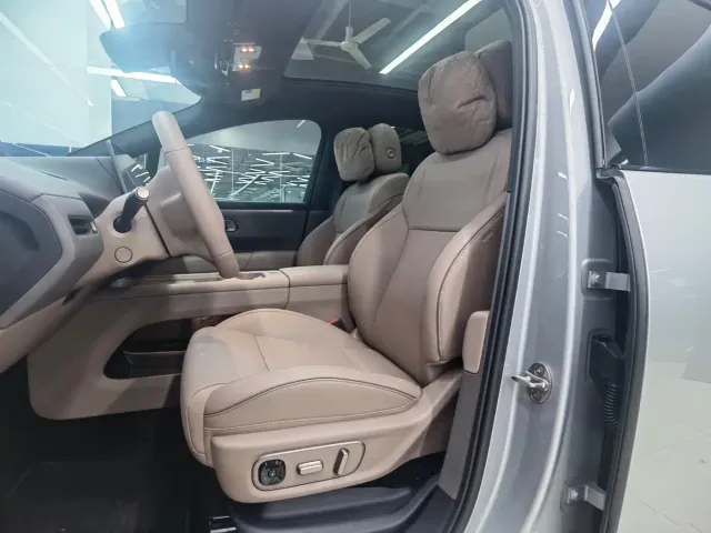 Li Auto i6 — Фото автомобиля 7