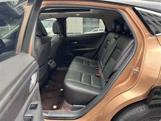 Nissan Ariya — Фото автомобиля 10