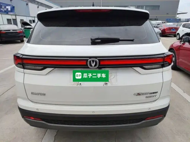 Changan CS35 Plus — Фото автомобиля 5