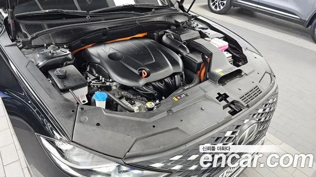Hyundai Grandeur (New) Hybrid — Фото автомобиля 9
