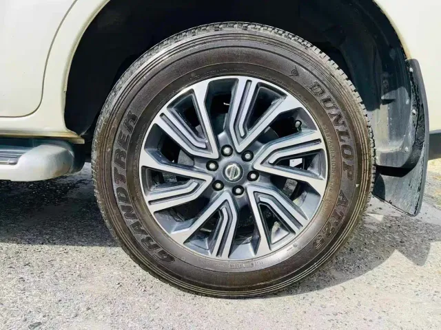 Nissan Terra — Фото автомобиля 13