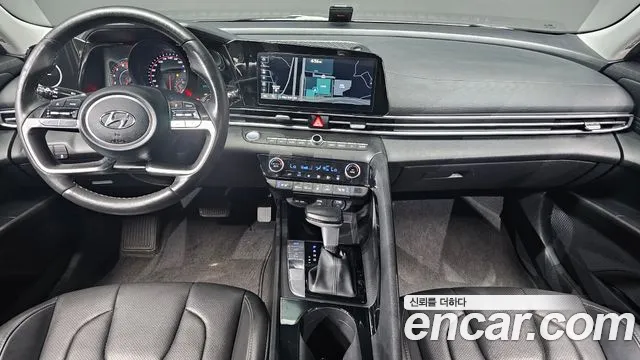 Hyundai Avante CN7 — Фото автомобиля 10