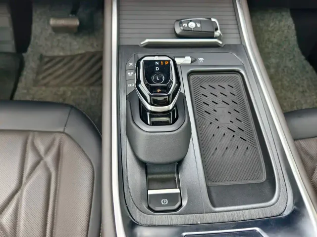 Ford Edge — Фото автомобиля 14
