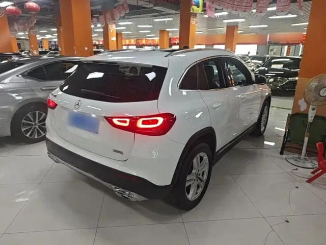 Mercedes-Benz GLA-Class — Фото автомобиля 6