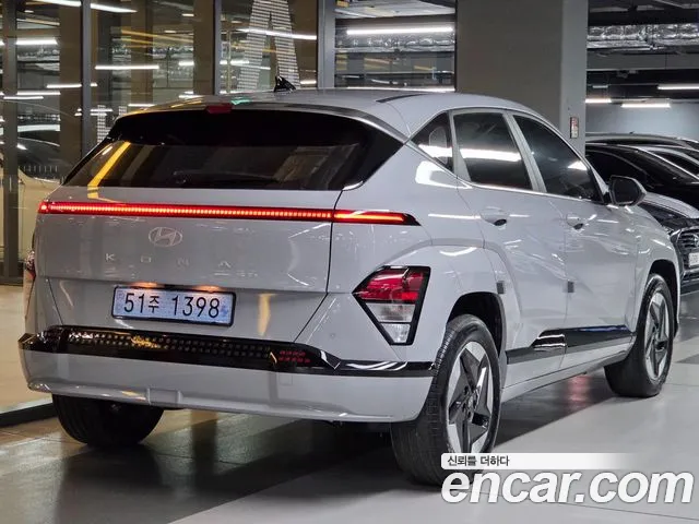 Hyundai Kona SX2 — Фото автомобиля 4