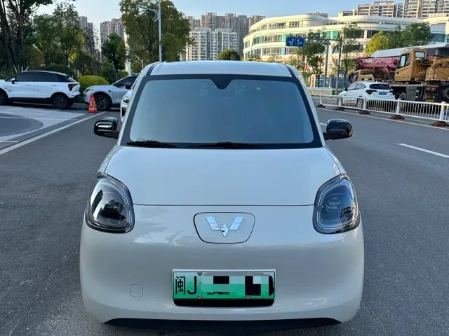 Фотография автомобиля — Wuling Hongguang Mini EV