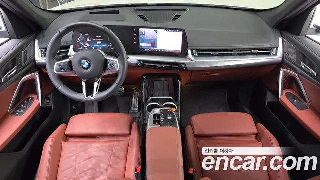 BMW X1 U11 — Фото автомобиля 10