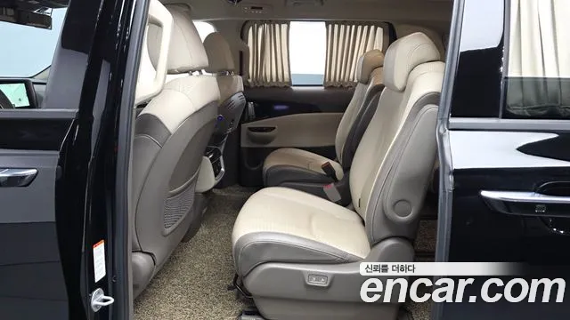 Kia Carnival 4th Gen — Фото автомобиля 16