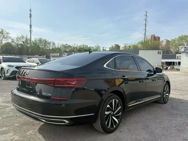Volkswagen Passat — Фото автомобиля 9