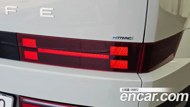 Hyundai Santa Fe MX5 — Фото автомобиля 8