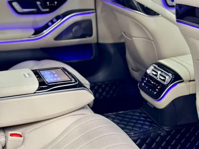 Mercedes-Benz S-Class — Фото автомобиля 10