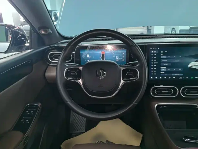 Leapmotor Leapmotor C01 2023 525 Comfort Edition — Фото автомобиля 10