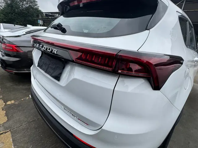 Jetour X70 Plus — Фото автомобиля 16