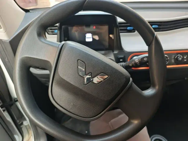 Wuling Hongguang Mini EV — Фото автомобиля 6