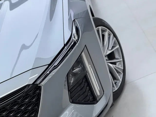 Cadillac Cadillac GT4 2023 25T Luxury Edition — Фото автомобиля 17