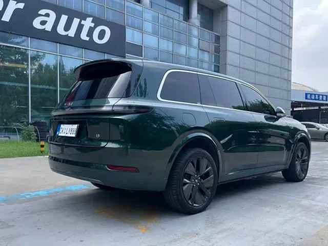 Li Auto L9 — Фото автомобиля 6