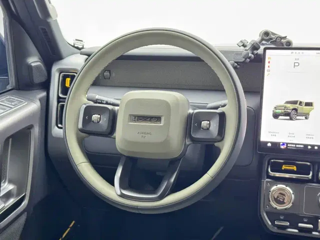 iCAR V23 — Фото автомобиля 13