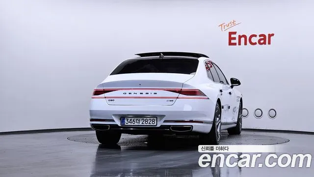 Genesis G90 Бензин 3.5 турбо AWD — Фото автомобиля 4