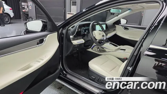 Hyundai Grandeur New — Фото автомобиля 15