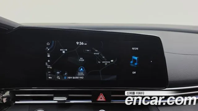 Hyundai AVANTE Avante (CN7) — Фото автомобиля 14