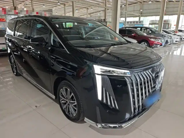 GAC Trumpchi M8 — Фото автомобиля 3