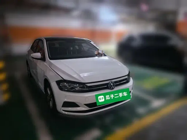 Volkswagen Polo — Фото автомобиля 3