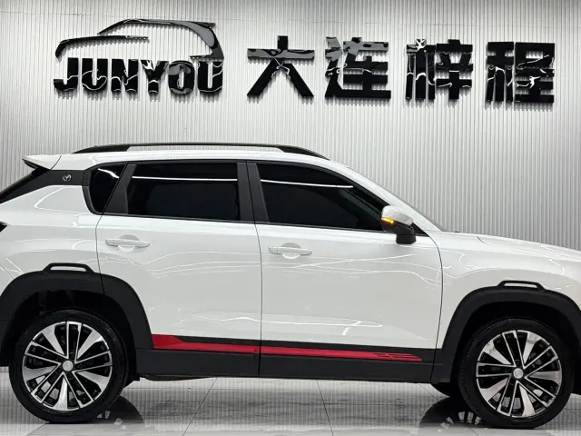 Changan CS35 Plus — Фото автомобиля 8
