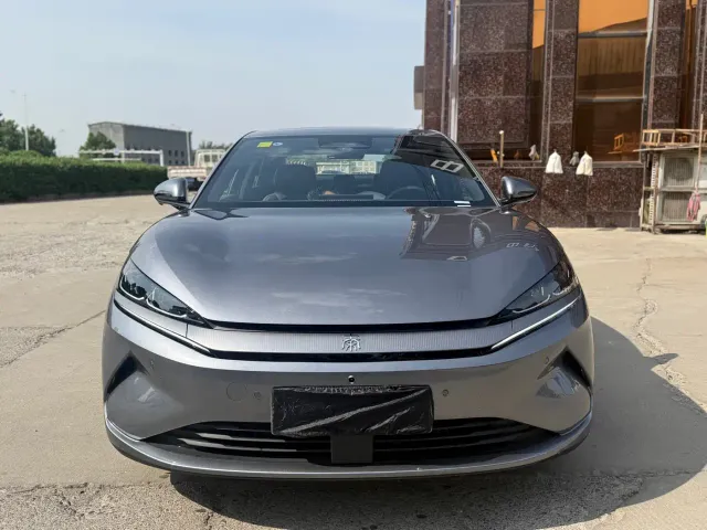 BYD Qin L — Фото автомобиля 2