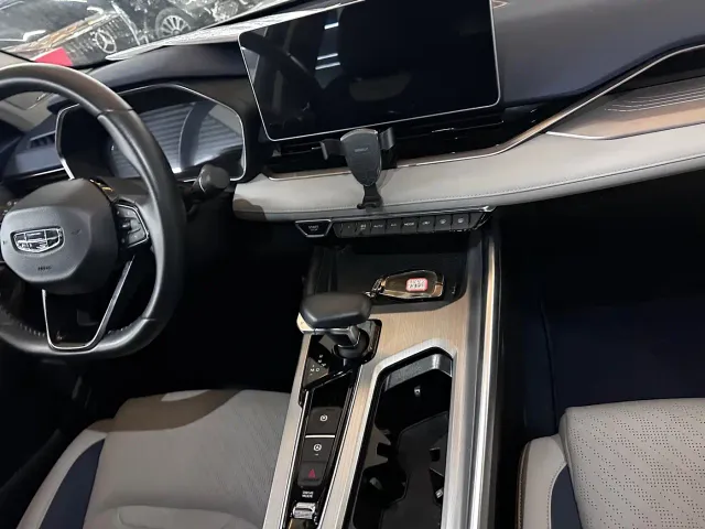 Geely Xingrui — Фото автомобиля 8