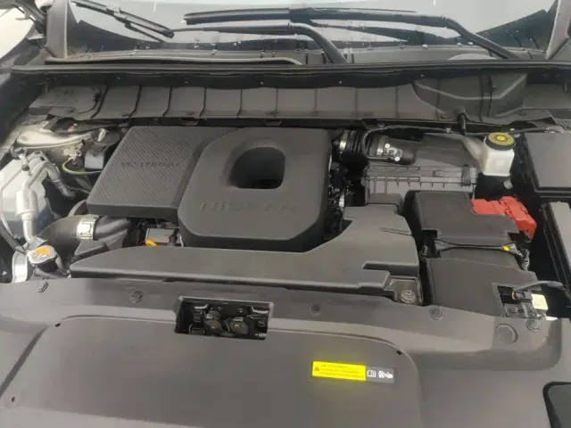 Nissan Terra — Фото автомобиля 10