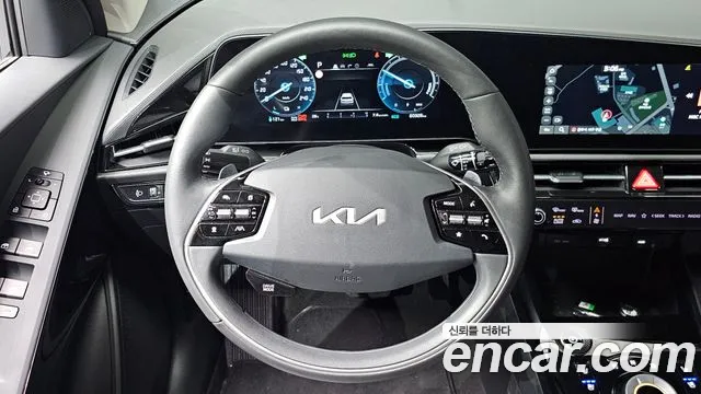 Kia Niro Niro (New) — Фото автомобиля 13
